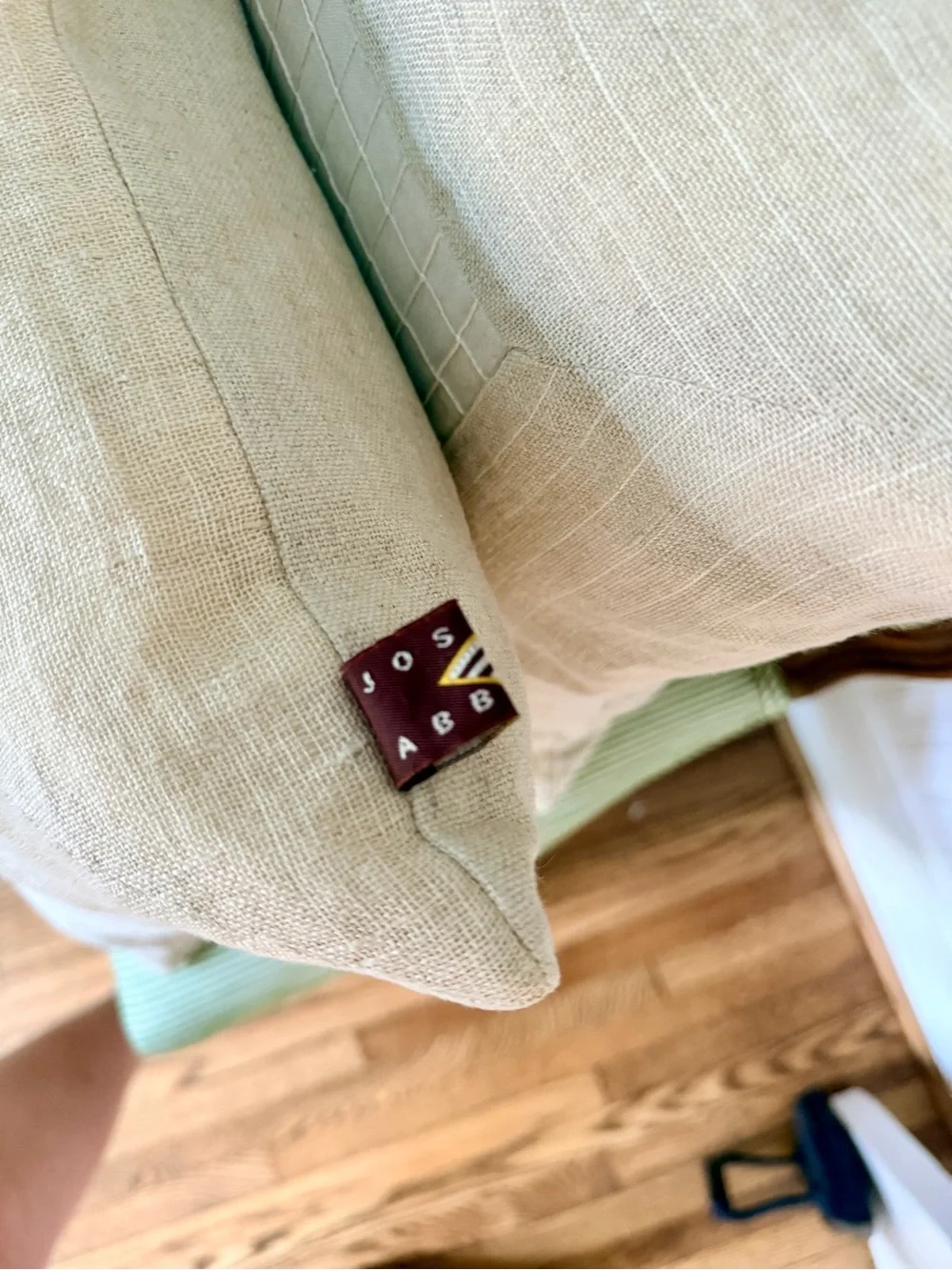 Joseph Abboud Beige and Cream Textured Square Accent Pillows Pair